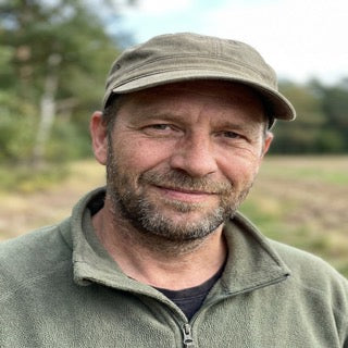 Stefan R.